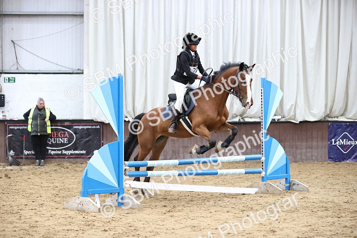 SBM_001359 - Class 5 - Henlow Veterinary Hospital 70cm