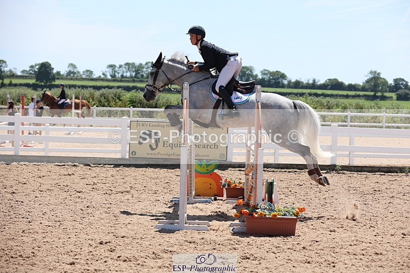 240629A-141224-06739 - Cls 19 Foxhunter and 1.10m Open