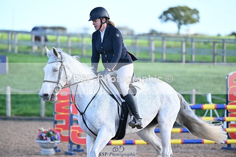 231014A-093352-03519 - Cls 17 Discovery & 1m Open