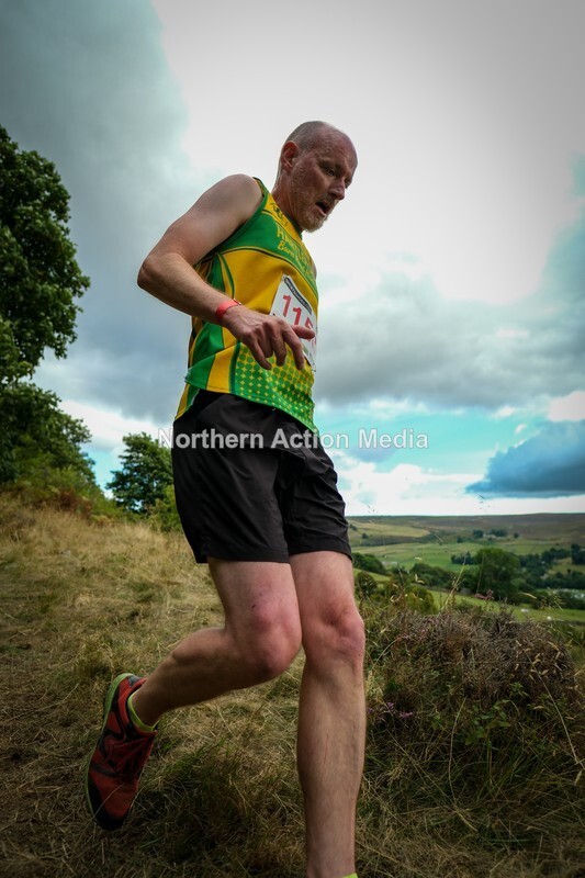 DSCF5334 - Reeth Fell race seniors
