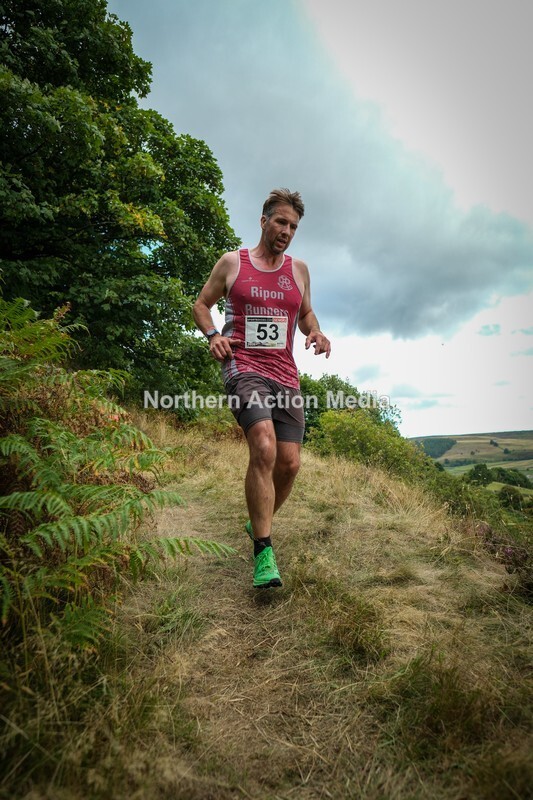 DSCF5269 - Reeth Fell race seniors