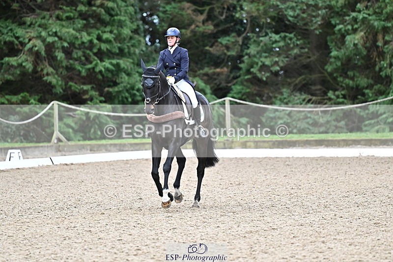 251022A-151153-00227 - C-211-Claire.Fielding