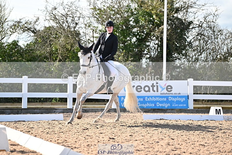 240324A-151221-04447 - Novice 27, 14.30 to 15.25