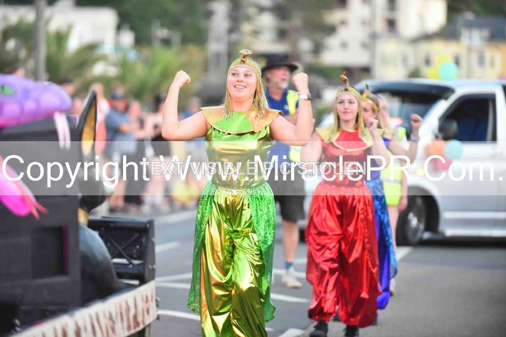 SH4_3986 - Carnival Procession.