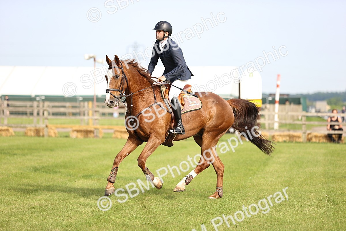 SBM_01169 - Class 200 - Martin Grant Homes Welcome Stakes 1.25m Open