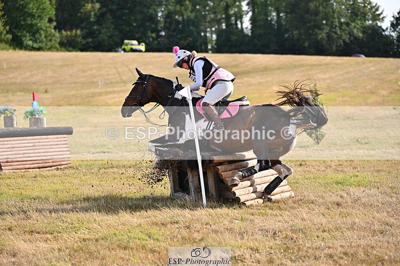 250803A-173111-18075 - S-859-Yssie.Galvin-FLEETING.INCA