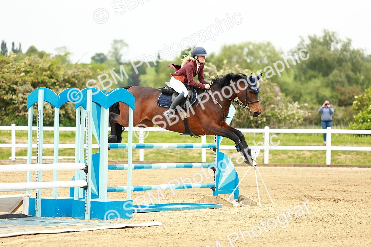 SBM_001061 - Class 4 - Senior Newcomers - 1.10m