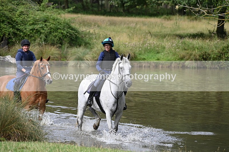 WJ7_1559 - Time at Water 10:48 to 11:13