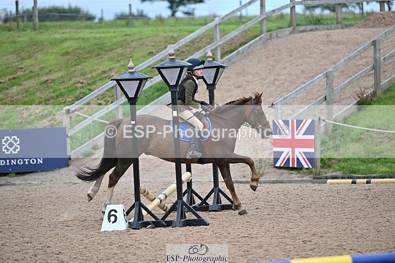 240813-154748-00087 - Clear round & 60cm