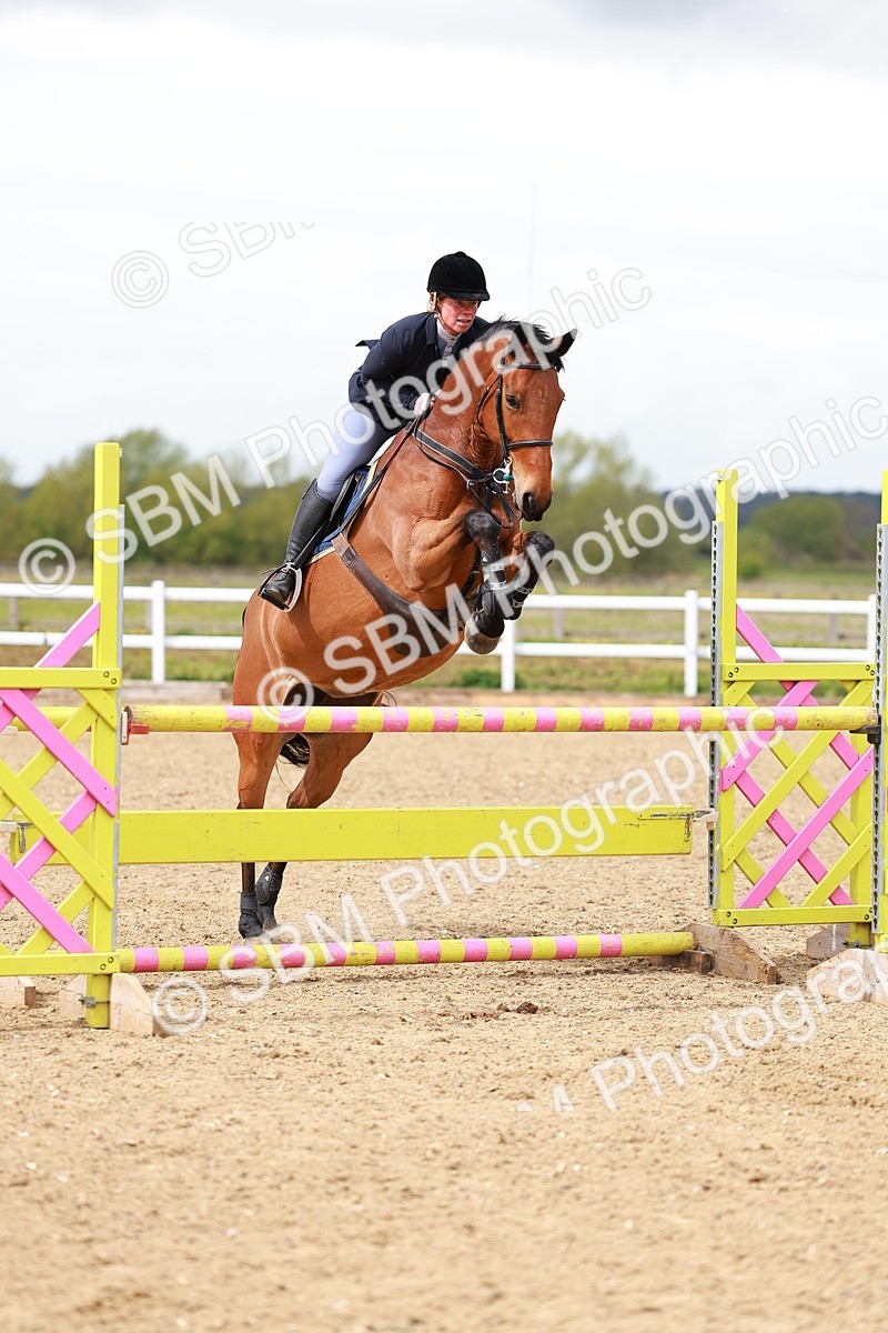 SBM_002334 - Class 10 - Senior Newcomers - 1.10m