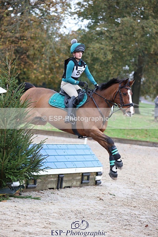 231118-140247-02112 - Cls 3 90cm