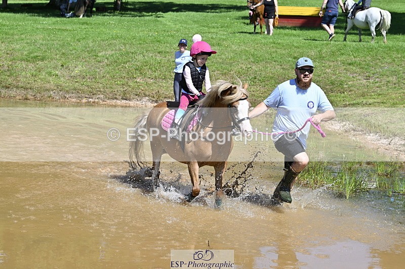 240728B-111441-01246 - Gemma's Group XC