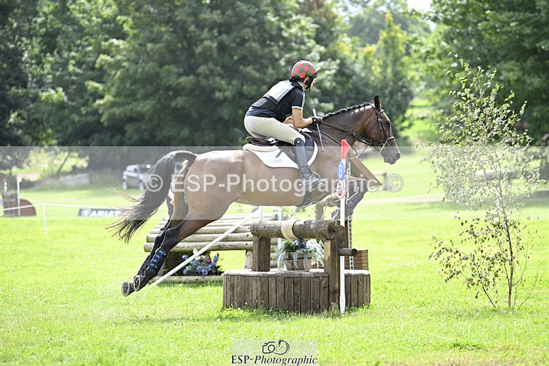 240804-104949-10676 - 357-Georgina_Ewell-LASAIRFHIONA