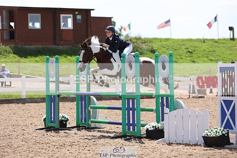 240629A-111857-04490 - Cls 17 Discovery and 90cm Open