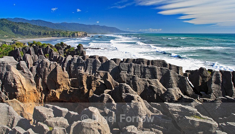 Punakaiki Pancake Rocks & Blowholes - New Zealand