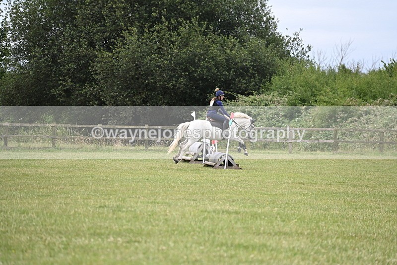 WJ6_6410 - 60cm XC Time 10:17 to 10:49