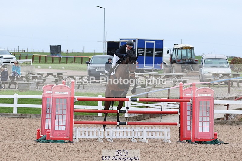 241101A-152501-02955 - FRI Cls 7 Blue Chip Grade B&C Jump Off