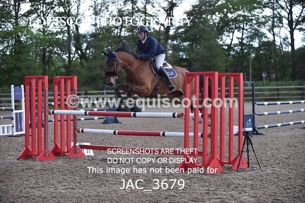 JAC_3679 - CLASS 8 Senior Newcomers/ 1.10m Open