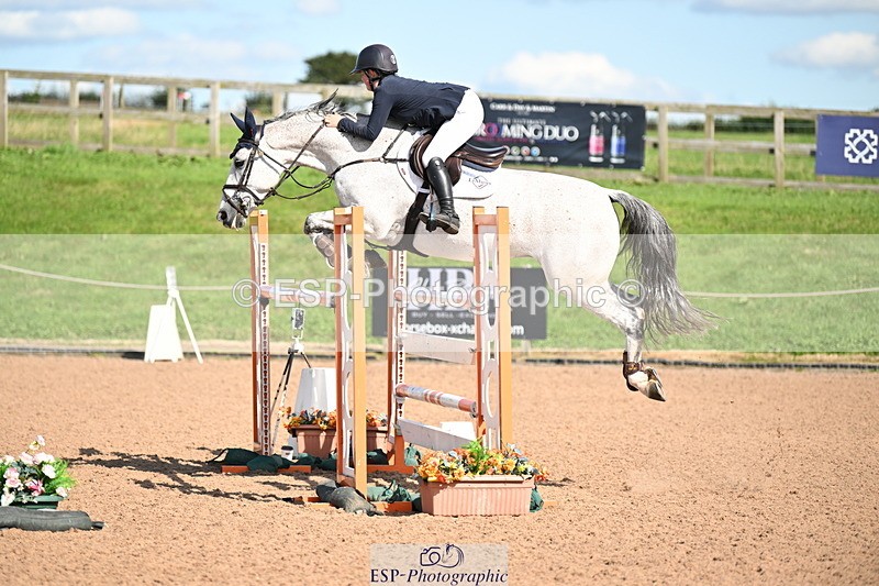 240913A-150005-04973 - Cls 17 National 1.30m Open