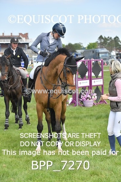 BPP_7270 - CLASS 3 Andrew Hamilton Coach, RHS Foxhunter Championship Qualifier