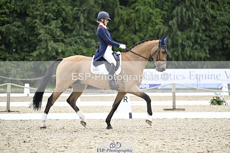 000101-200938-04092 - 418-REHY_DJ-Yasmin_Ingham