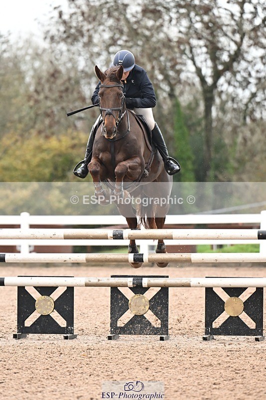 251105-141555-00827 - Cls 06 Fox & 1.20m