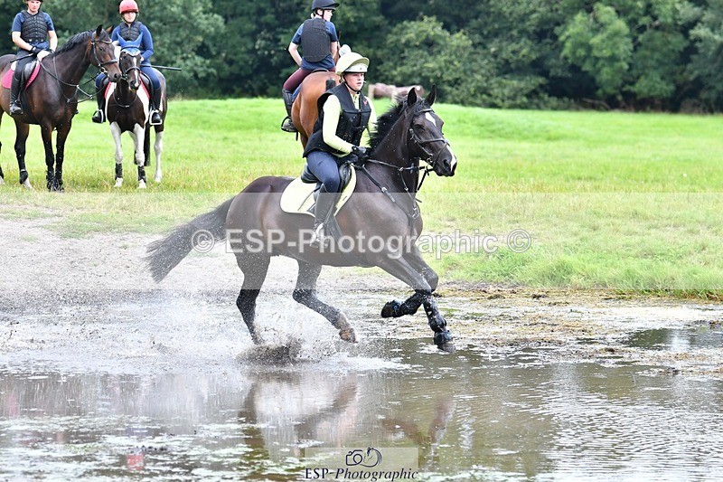 230817-145132-03045 - Abbie's 2nd Group - XC