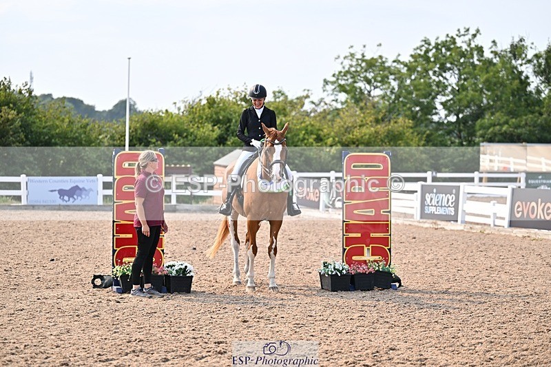 250816-161428-06338 - Saturday 4pm Presentations