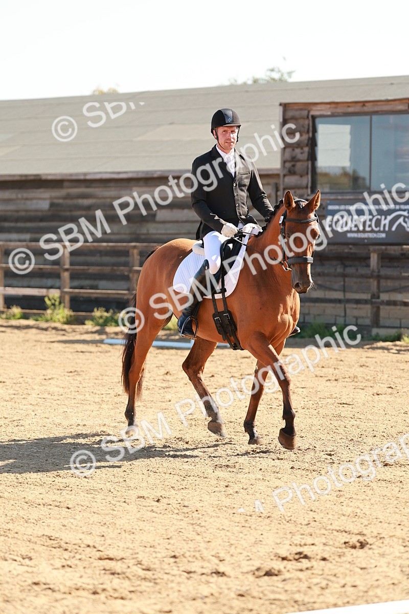 SBM_009903 - Class 6 - Novice 1