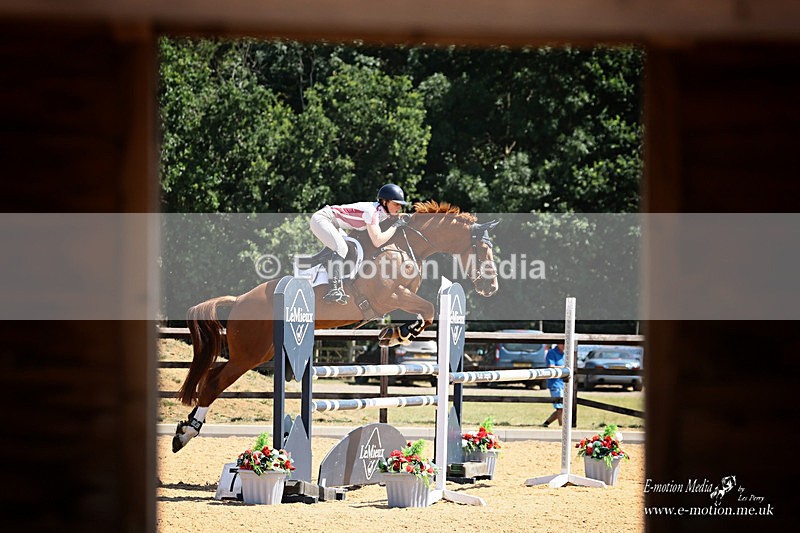 BESJ 120726 2945a - Equestrian