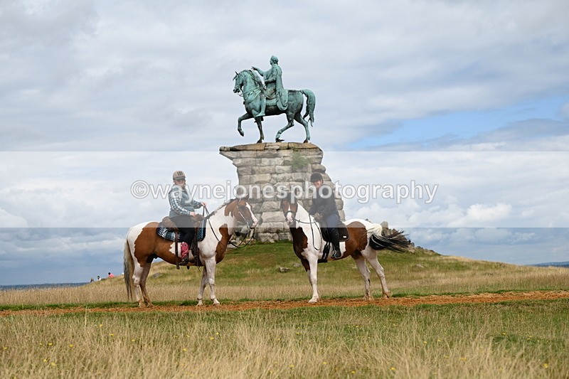 DSC_6877 - Time at Statue 12:45 to 13:15