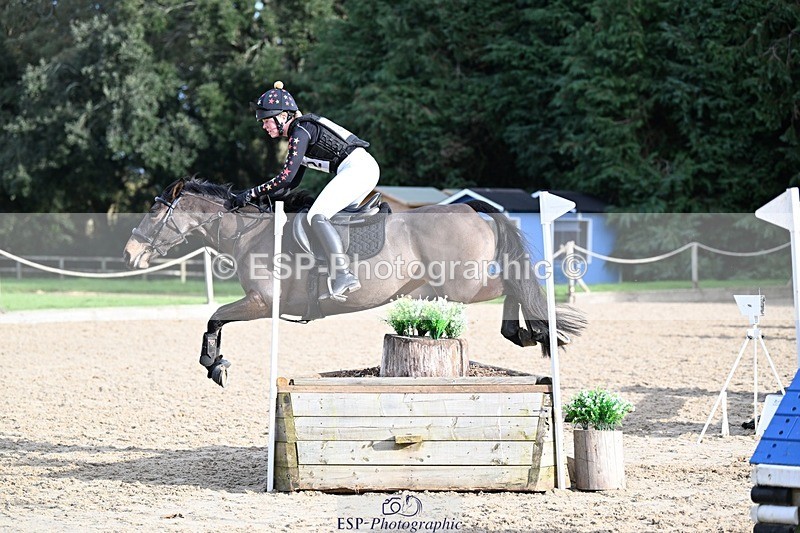 241117-110839-03421 - Cls 2 80-85cm 10.20 to 11.20