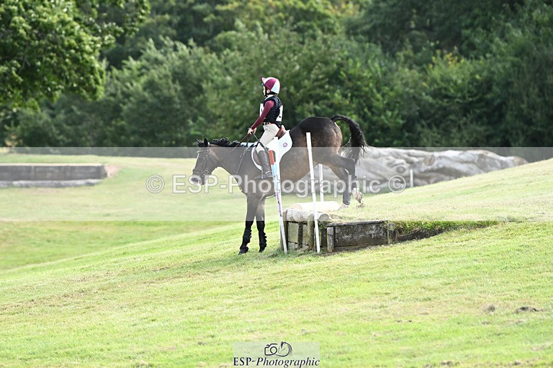 240825X-112255-32012 - 70cm XC 11.00 to 12.00