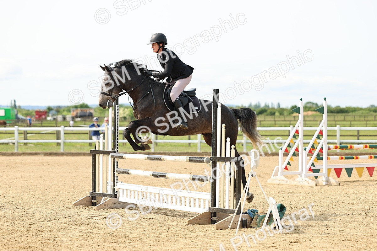 SBM_004212 - Class 16 - Senior British Novice - 90cm