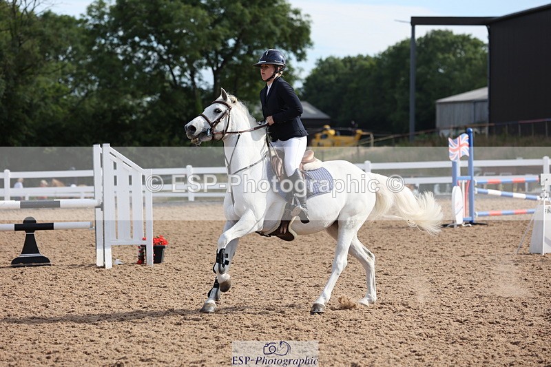 240629A-084511-02692 - Cls 16 British Novice and 80cm Open