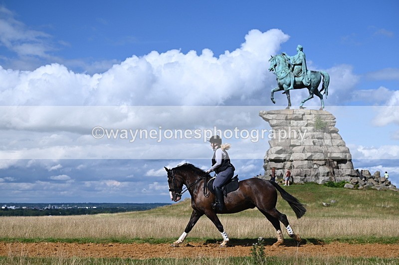 DSC_0185 - Time at Statue 15:58 to 16:05