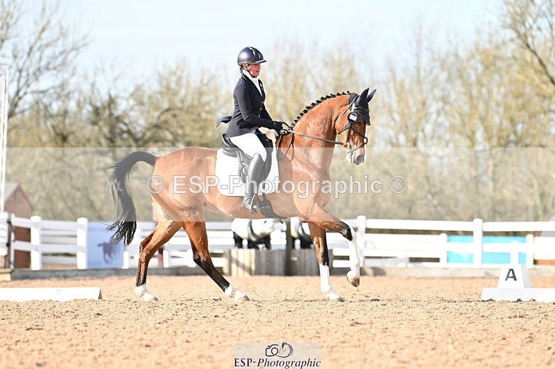 240324A-160845-04761 - Novice 28, 15.33 to 16.15