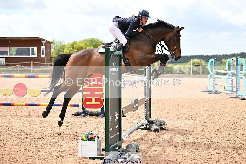 260513B-144409-01170 - Cls 6 Snr Fox and 1.20m Open