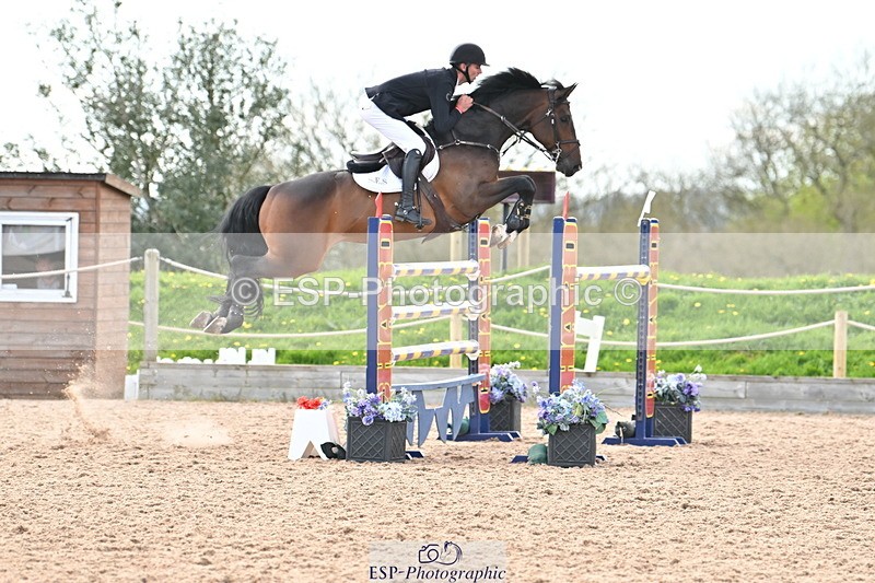 240418A-145809-04607 - Cls 9, 2 Star Big Tour 1.40m