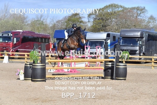 BPP_1712 - CLASS 18 SUN Senior Newcomers/ 1.10m Open