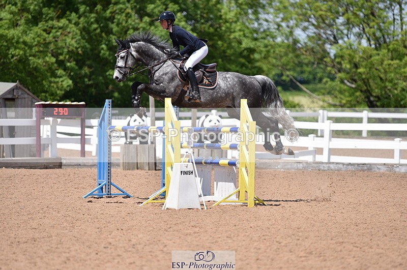 230531A-132652-00429 - Cls 5 Foxhunter & 1.20m Open