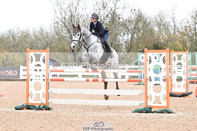 251105-142157-00855 - Cls 06 Fox & 1.20m