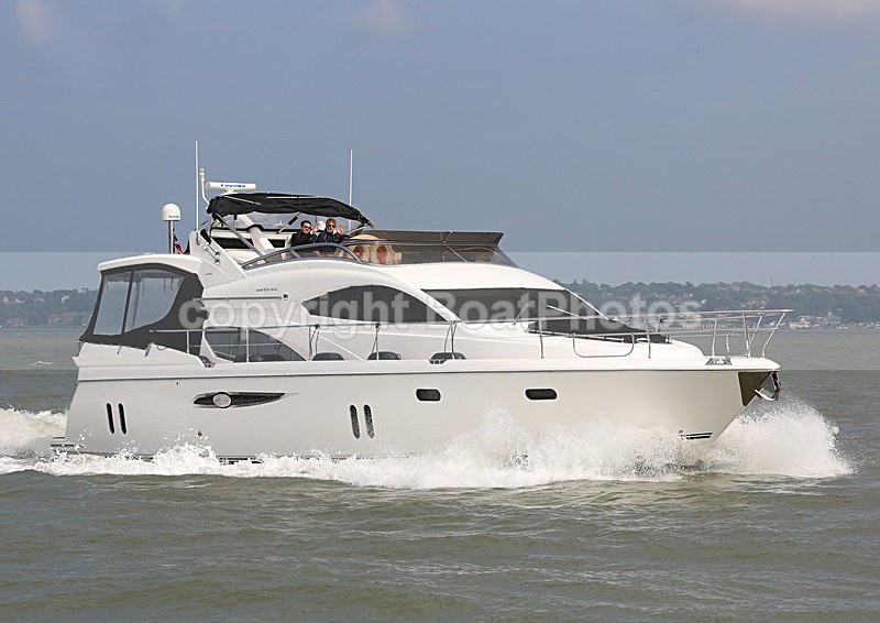 140601 AUBEAR PEARL WT7A6283 - Flybridge Cruisers