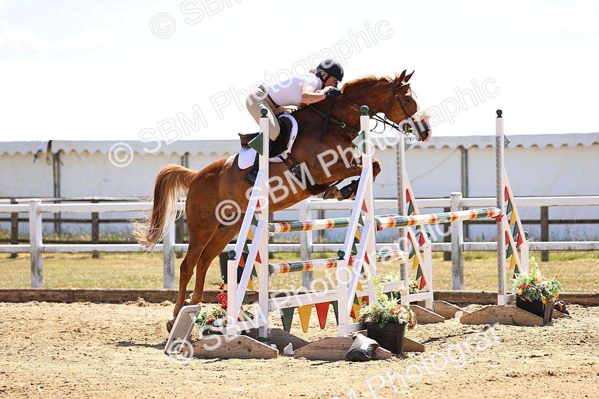 SBM_014505 - Class 15 - Senior Newcomers - 1.10m Open