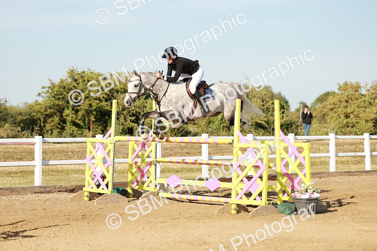 SBM_008827 - Class 6 - National 1.30m 1.40m Open Handicap