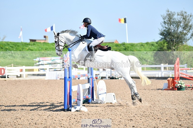 240512A-164814-19880 - Cls 44 1.05m National Am Quali