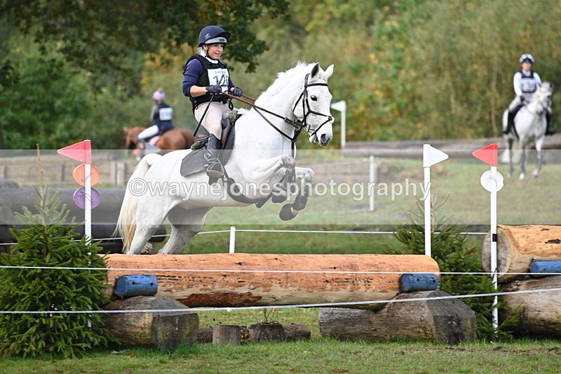 WJ6_1972 - 80cm Cam 1 Time 10:47 to 11:22