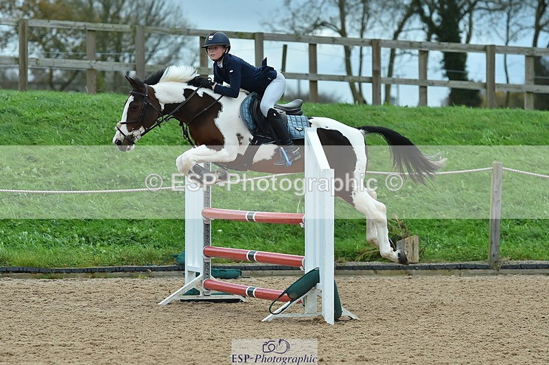 231119A-135902-06076 - Sun Cls 26 Springboard 128cm & 138cm