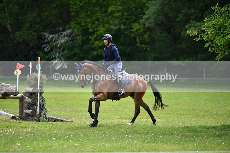 WJ5_5127 - Time 12:04 to 13:05