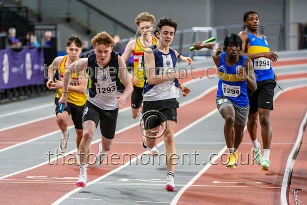 CEREL-923825 - Track Male Set One